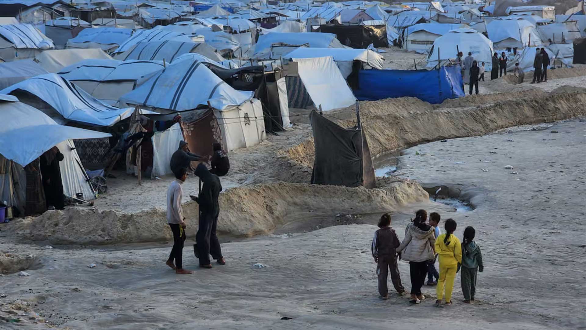 Gaza Hadapi Musim Dingin Ekstrem di Tengah Krisis Shelter dan Kekurangan Pangan