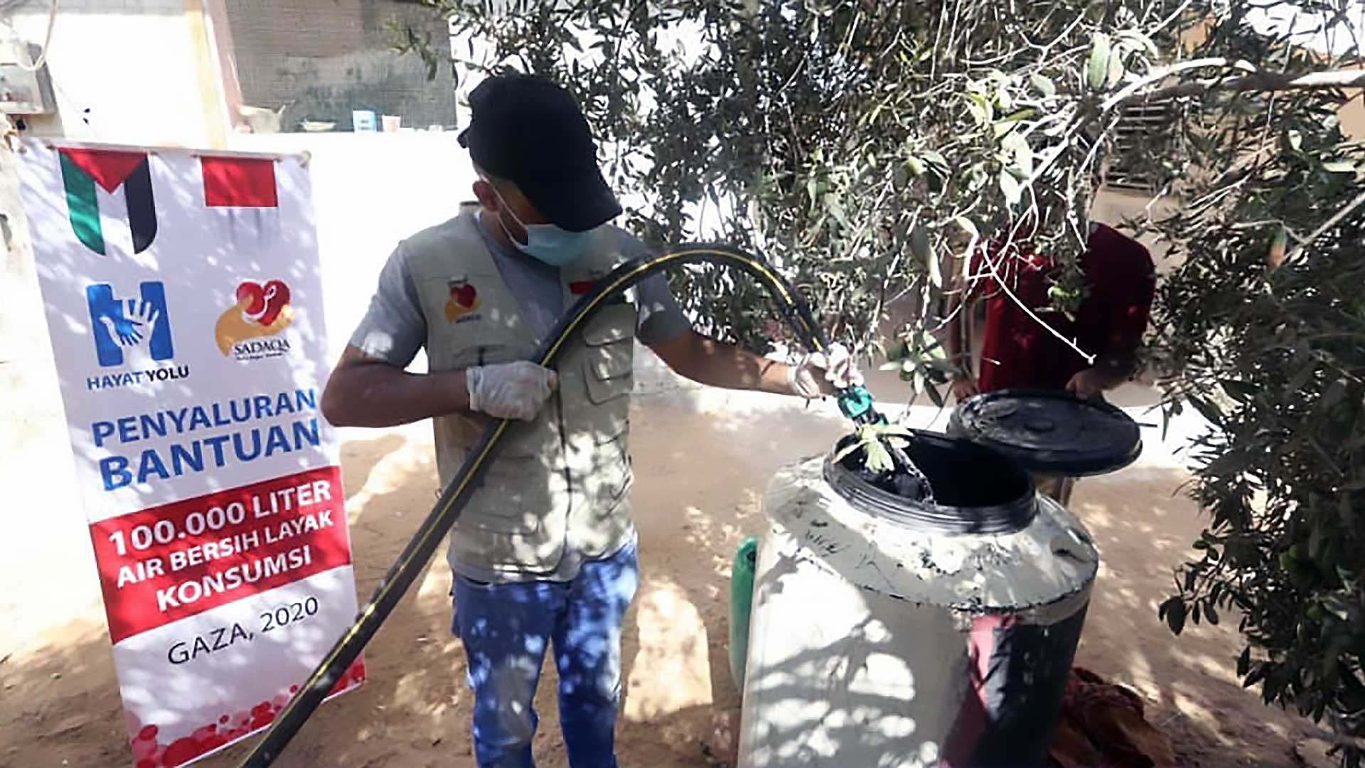 Bersama SADAQA: Mari Bantu Gaza Minum Air Bersih