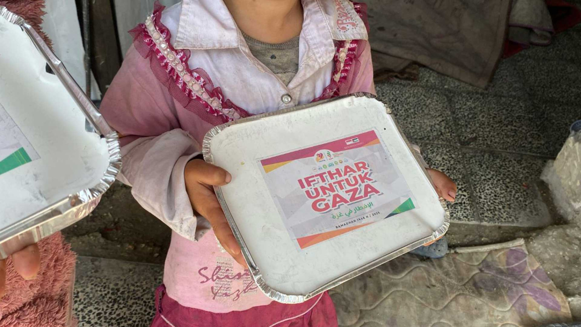 Sadaqa Salurkan Ifthar Ramadhan untuk Warga Gaza