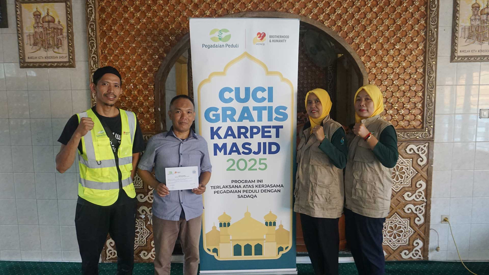 Program Cuci Karpet Masjid Gratis di Jabodetabek